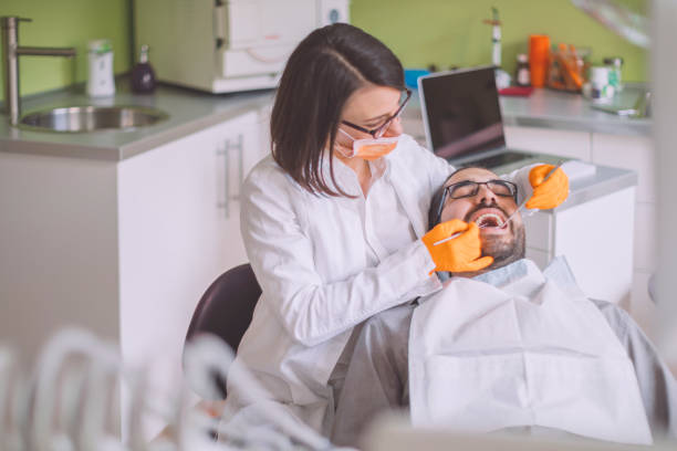 Best Dentist Open Late Near Me  in Vinita Park, MO